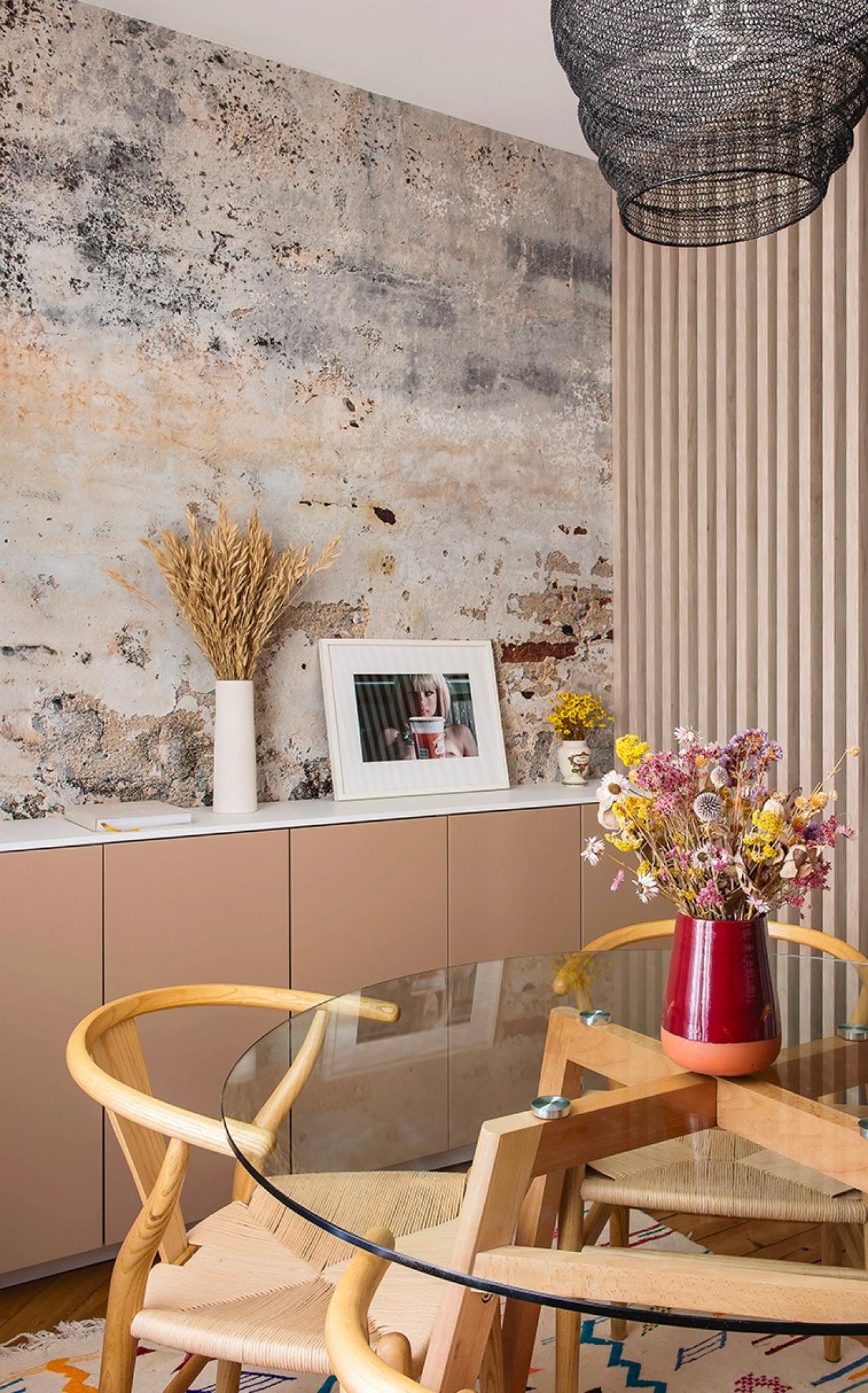 Lucie Socrate's Beige 03 - Moka matte lacquered sideboard