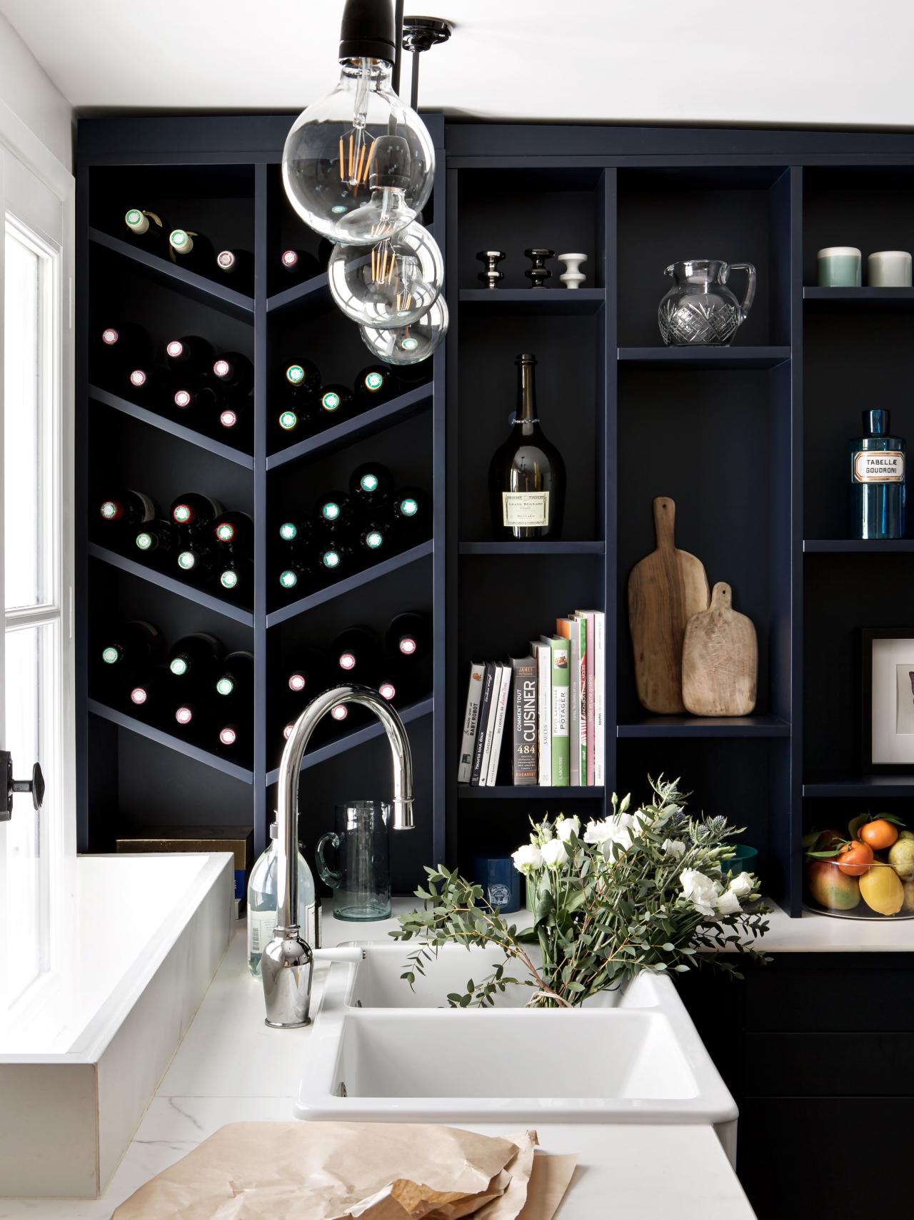 Alexandra and Romain's kitchen in Blue 02 - Bleu nuit