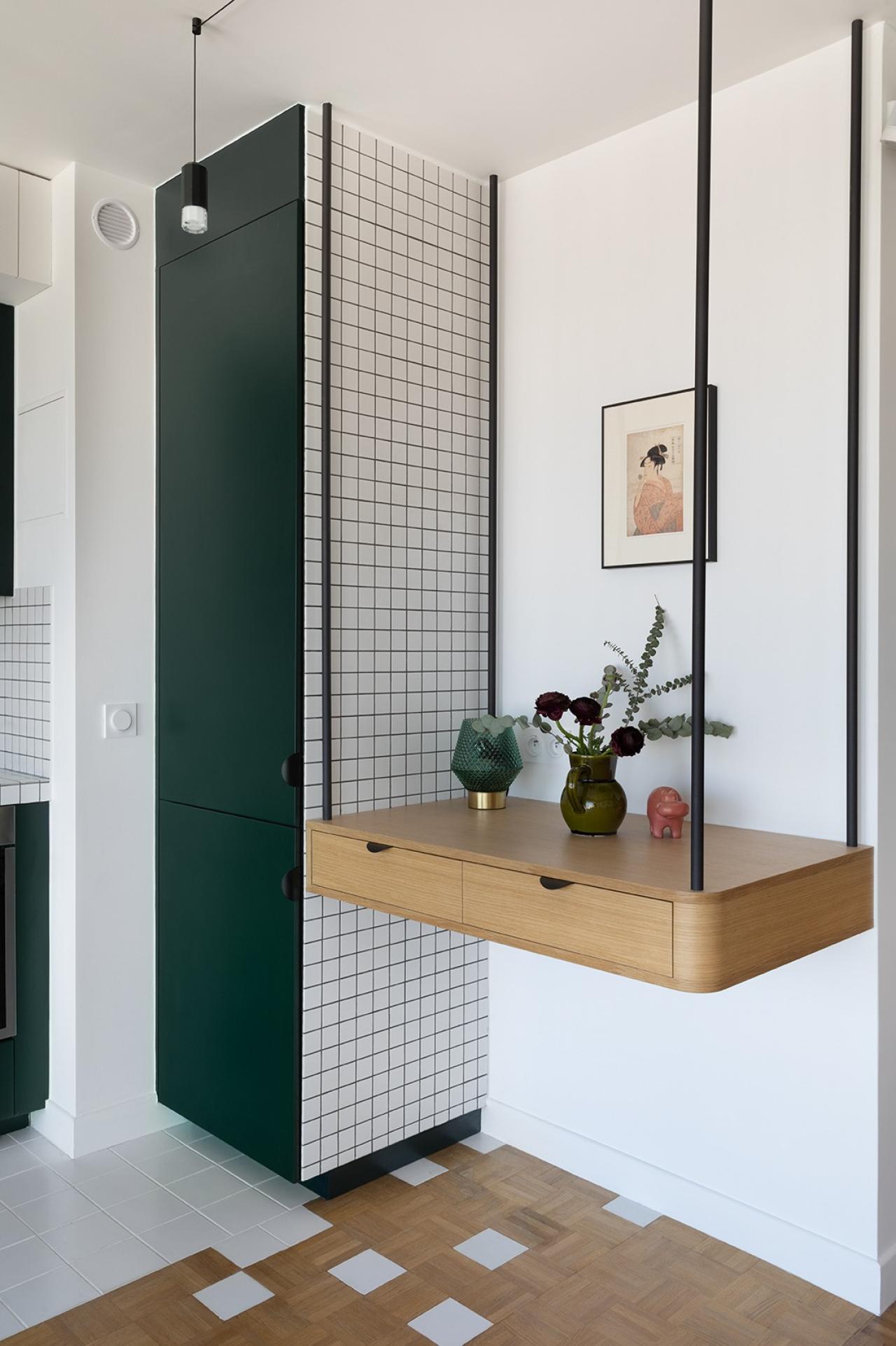 A graphic kitchen by Lagom Architectes - Photo credits Delphine Queme