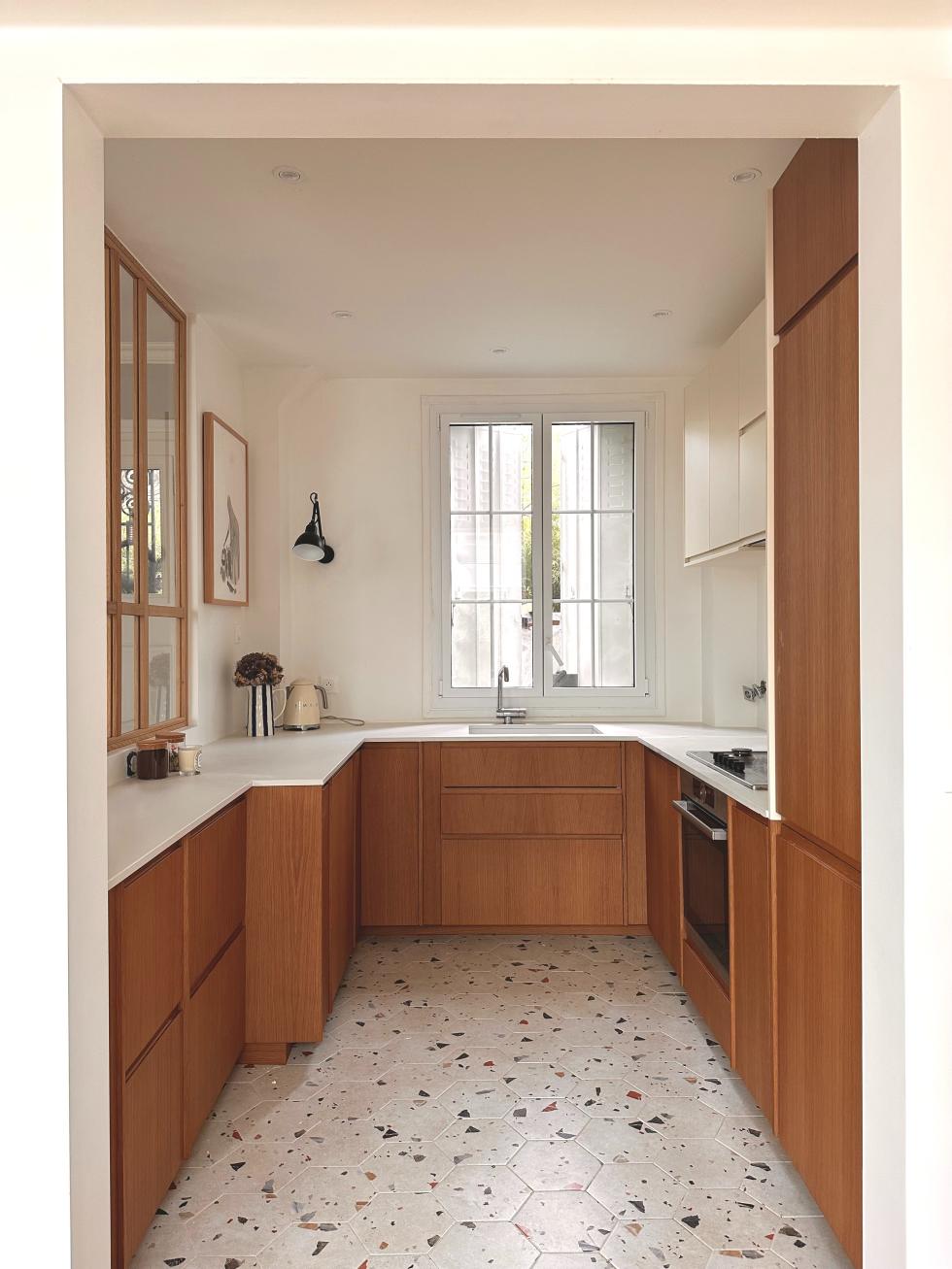 honey oak kitchen