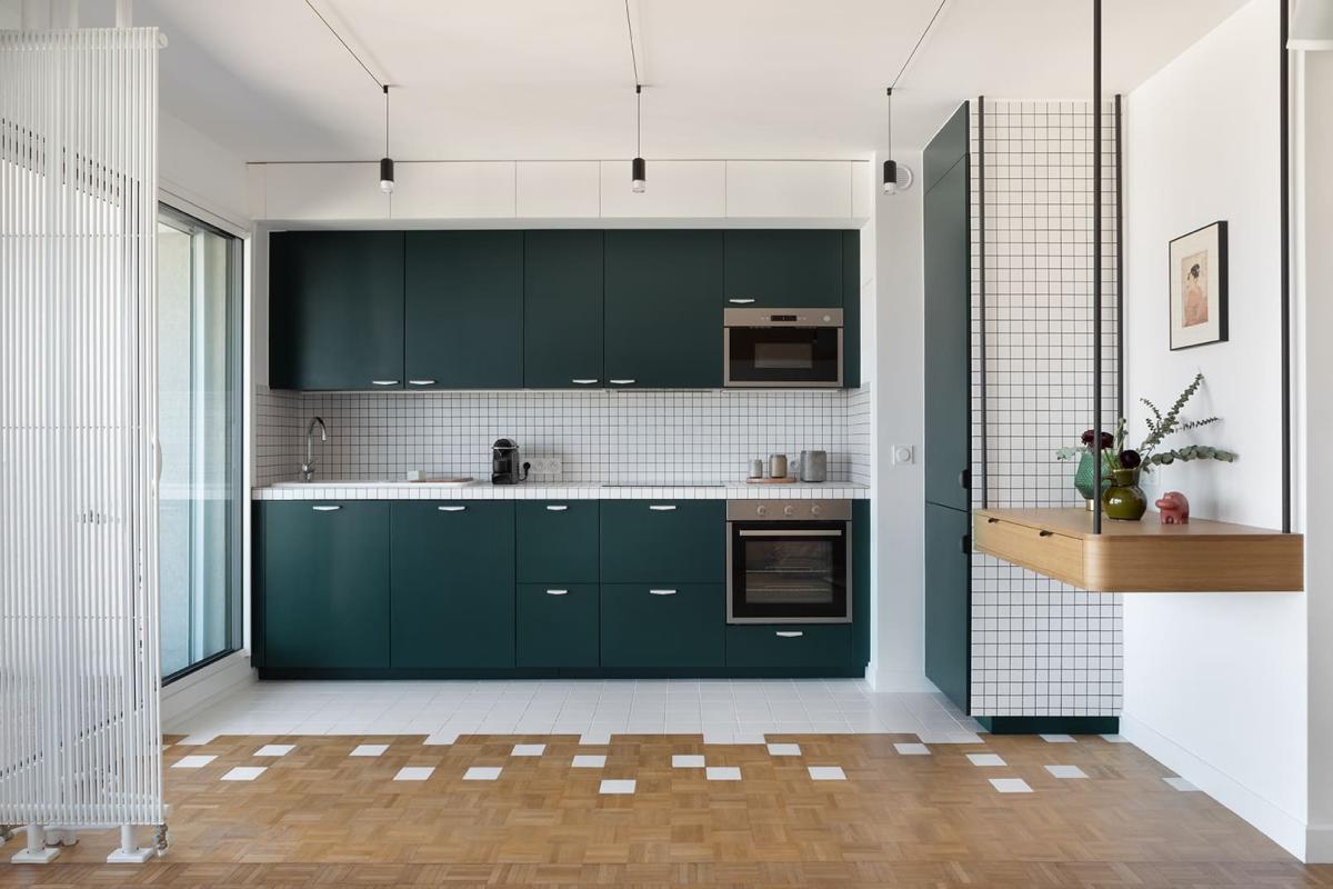 KITCHEN IN SMOOTH GREEN 02 - SOMBRE FOREST