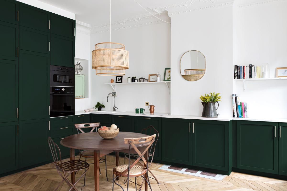 Kitchen in framed Green 02 - Sombre forest