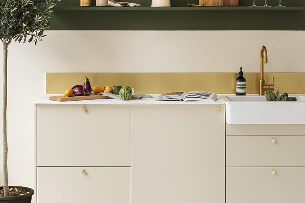 Matte lacquer sample