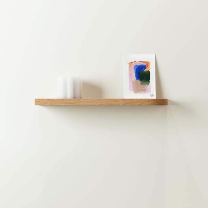 Curved floating shelf