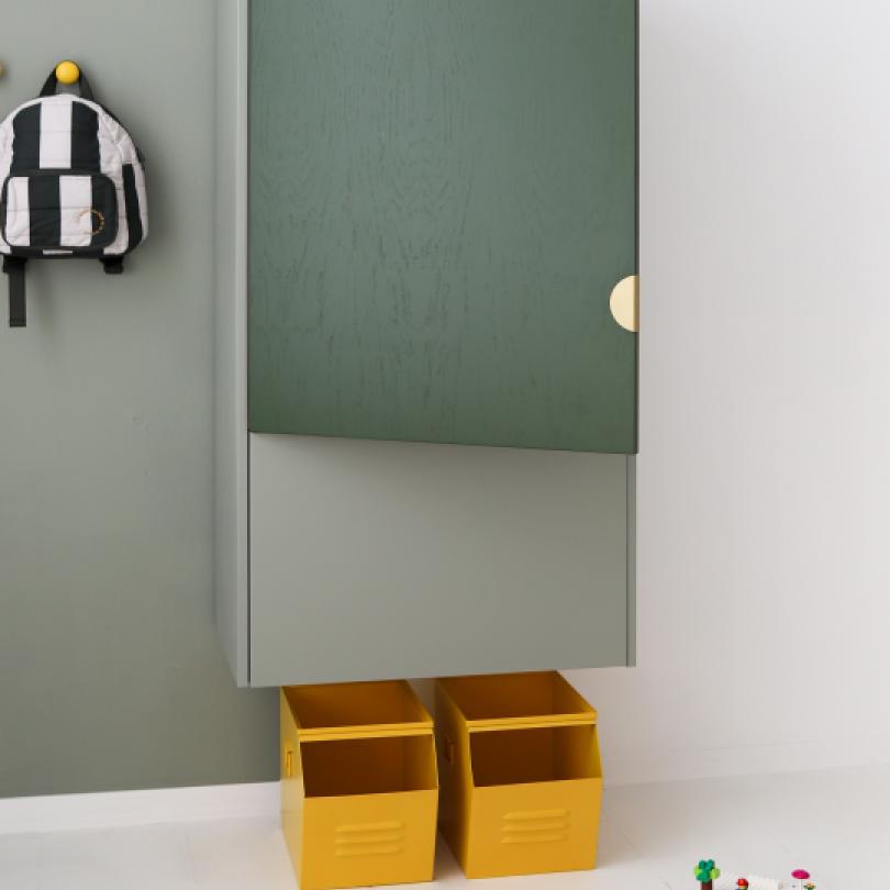 Painted oak sample