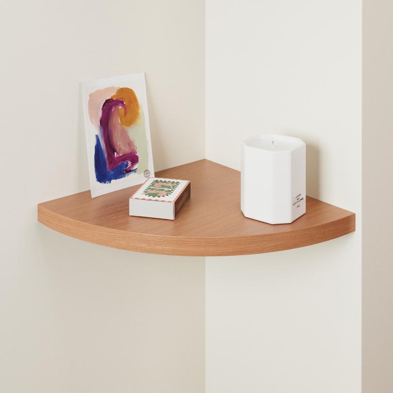 Corner curved floating shelf