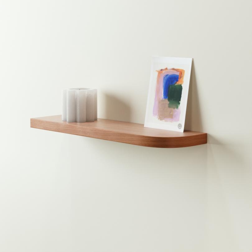 Curved floating shelf