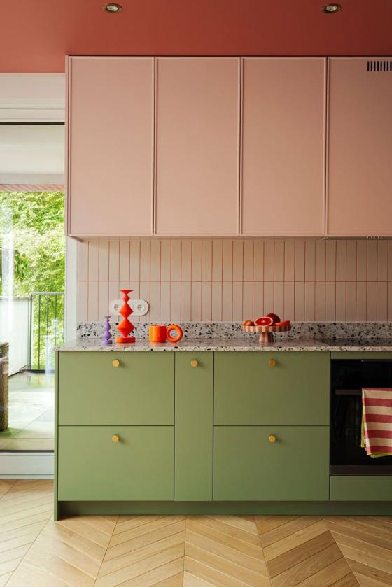 tiled splashback