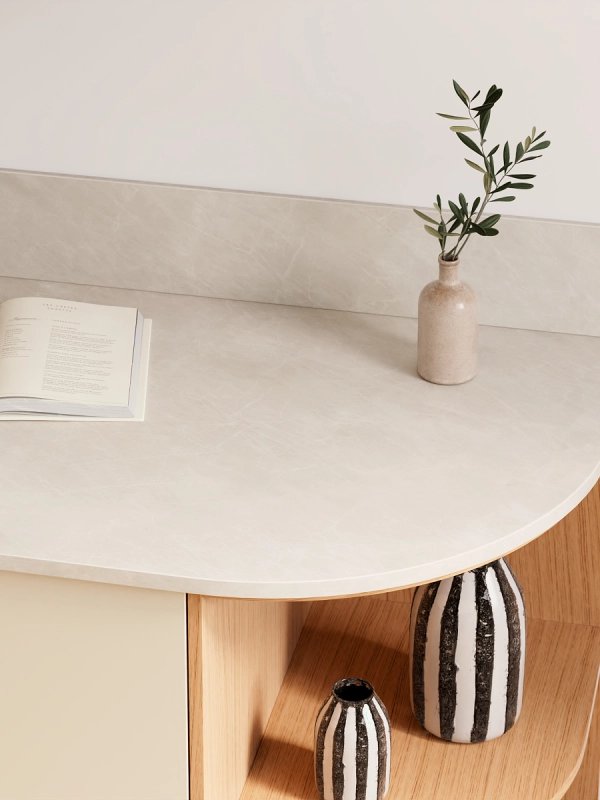 Curved laminate worktops